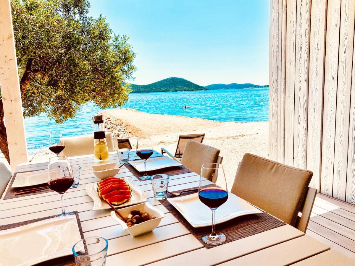 Buqez Eco Resort - Beach Villa 28 - Directly By Beach Drage Exterior photo